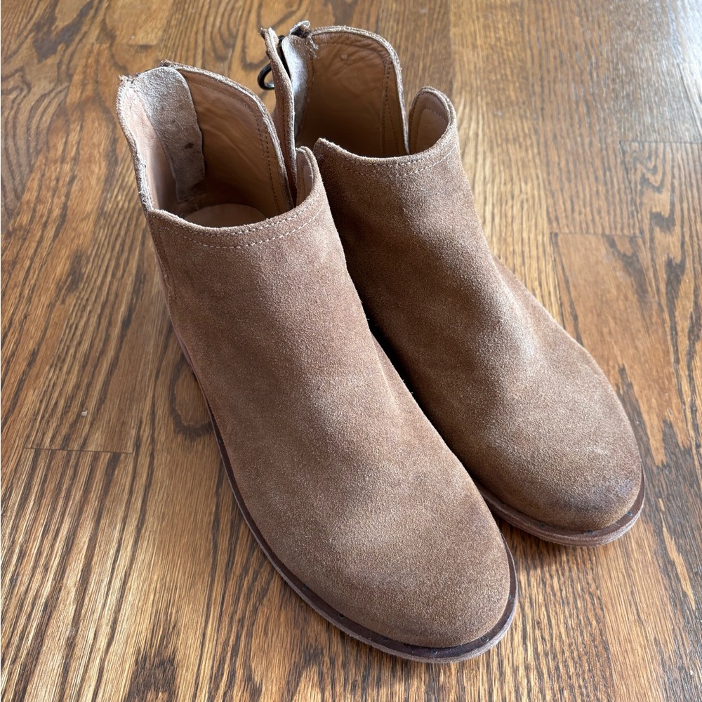 Beek Falcon suede ankle booties - Picture 2 of 9
